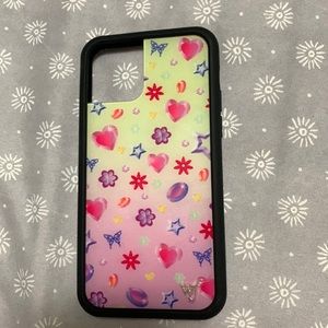 Jewles iphone 11 pro wildflower case